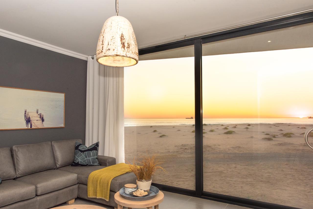 Bay View Resort Hotel Namibia ซวาคอปมุนด์ ภายนอก รูปภาพ